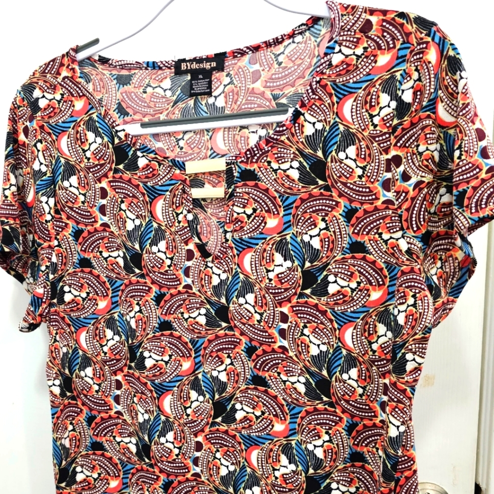 BREEZY LADIES' BLOUSE "BY DESIGN"